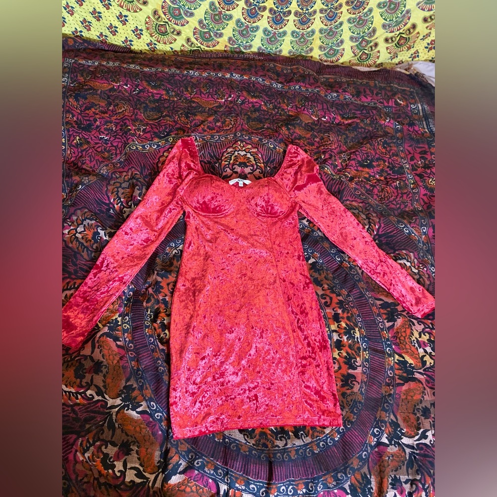 Long sleeved faux velvet mini dress
